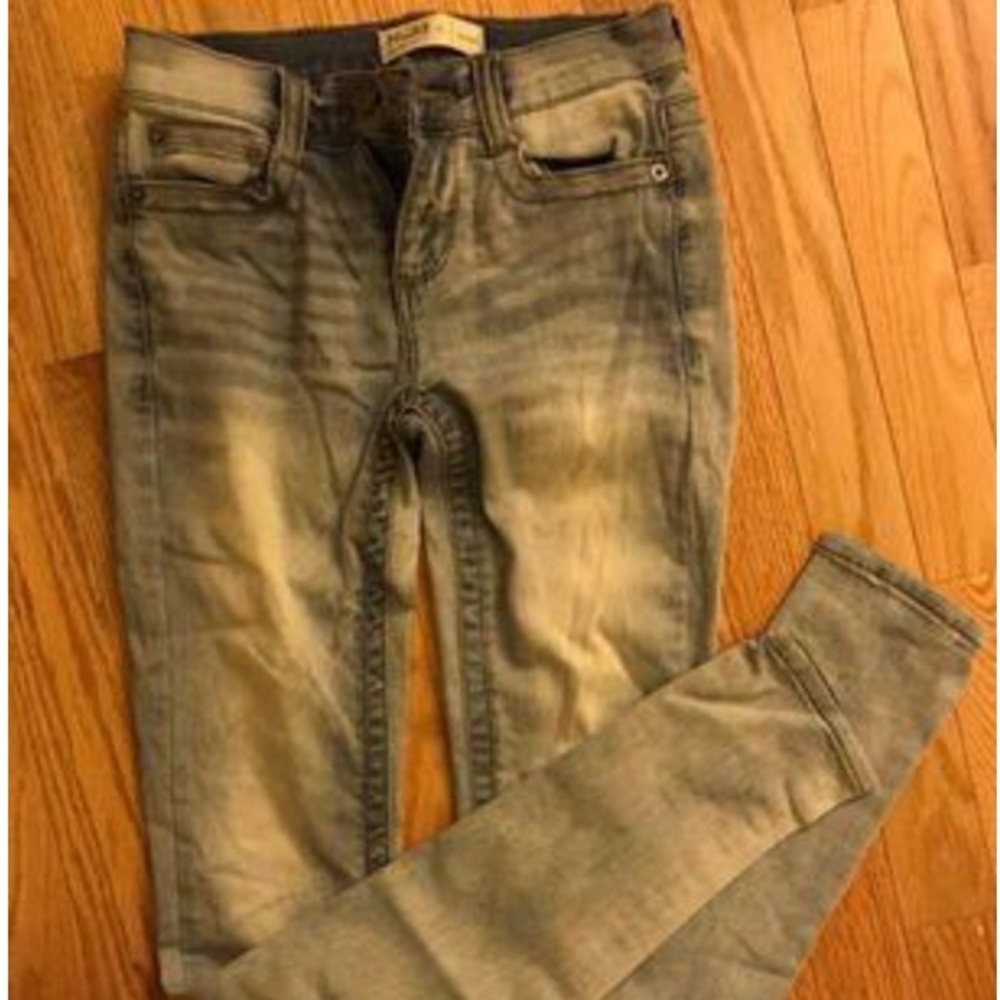 Mudd Skinny Jeans